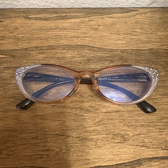 Brown Rhinestone Reading Glasses, +1.50 - Picture 7 of 7